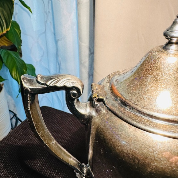 Vtg Pitcher Silver on Copper 10” tall with Lid - marked Hartford Silver HS - Picture 3 of 8